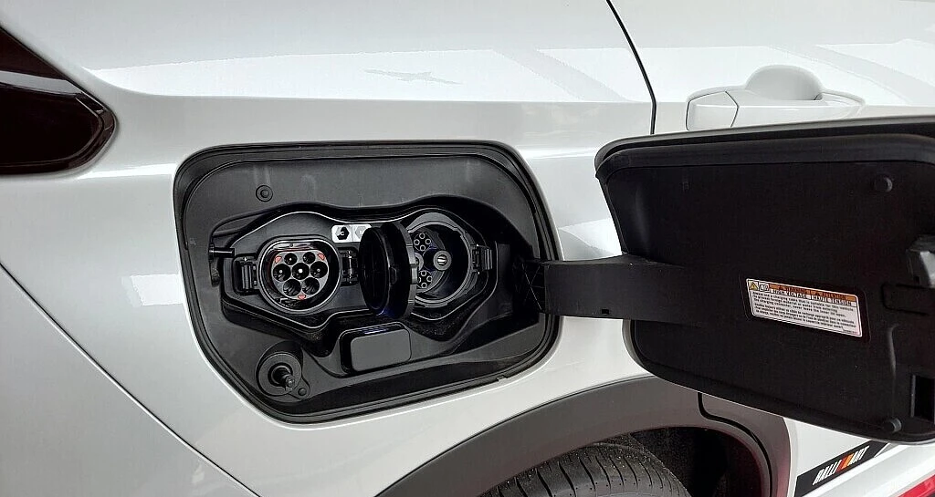 MHEV a PHEV